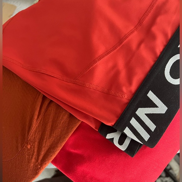 NWT Nike Pro Women's 3" Shorts - Picture 4 of 5